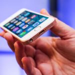 Стоит ли покупать iPhone SE в 2018 году?