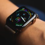 Сколько держит заряд Apple Watch Series 4?