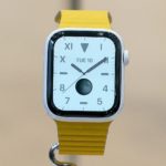 Как снять ремешок с Apple Watch Series 5?