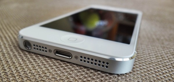 Сколько динамиков на айфоне