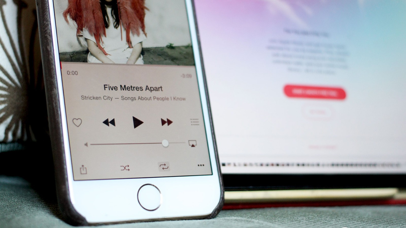 Apple Music плеер