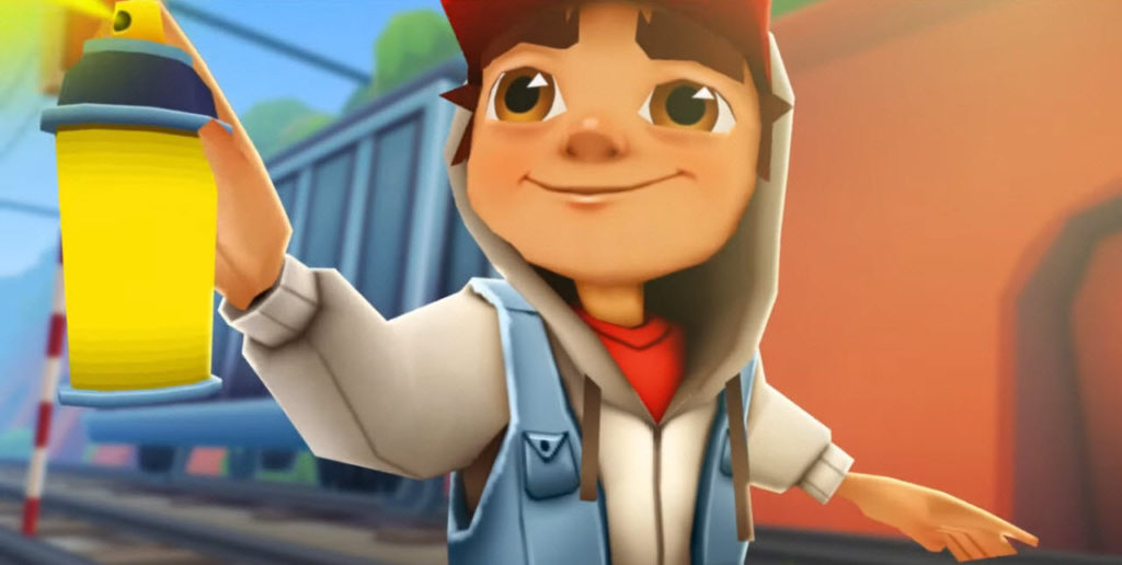 Как называется игра, где мальчик бегает по поездам и