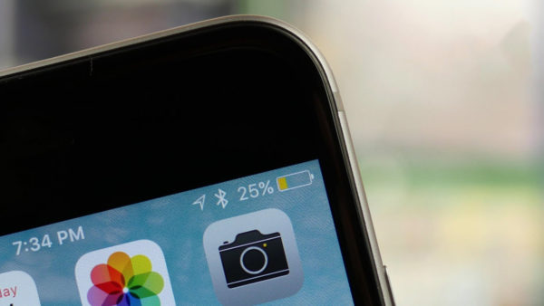 почему зарядка желтая на айфоне