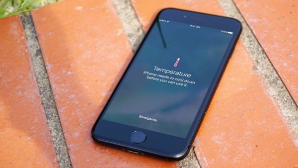 Греется и быстро разряжается Айфон 3, 3GS, 4, 4S, 5, 5S