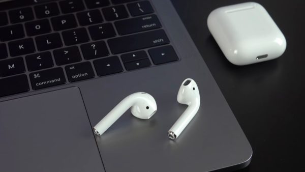 Airpods and macbook