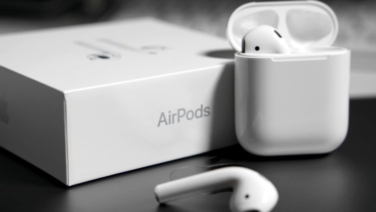 Чем отличаются airpods 1 от airpods 2