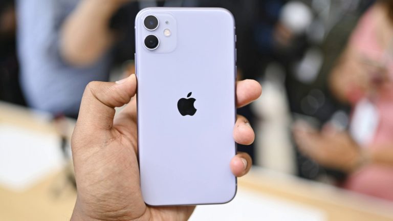 Хватит ли 64 гб на iphone 11