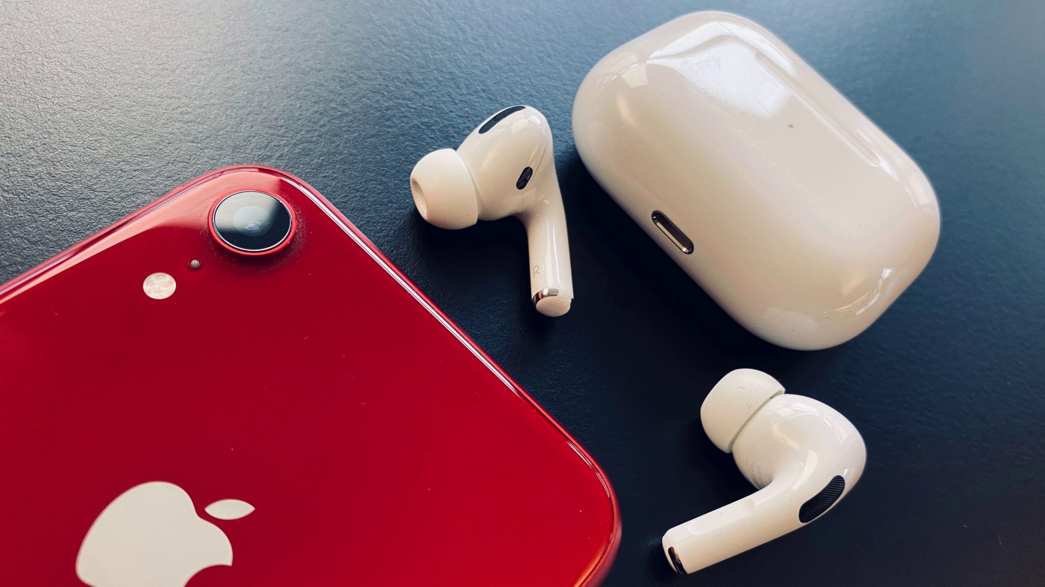 Airpods pro 1. Earpods Pro 2. Аирподс. Earpods Wallpaper.