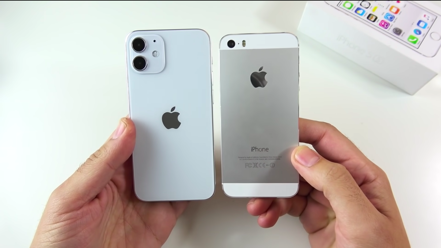 Сравнение iphone. Iphone 12 Mini и 5s. Iphone 12 Mini и iphone se. Iphone 12 и 12 Mini. Iphone 12 Mini vs iphone se 2.